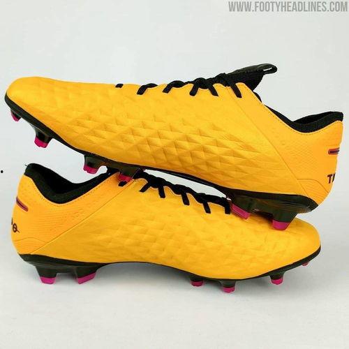 足球鞋最新配色爆料,独家揭秘最新配色爆料! 第1张 足球鞋最新配色爆料,独家揭秘最新配色爆料! 第1张